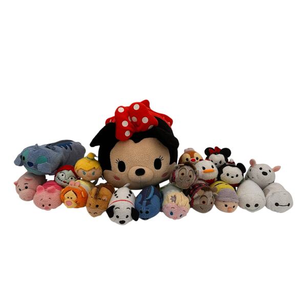 Disney Tsum Tsum Set of 21 Characters - Picture 1 of 8